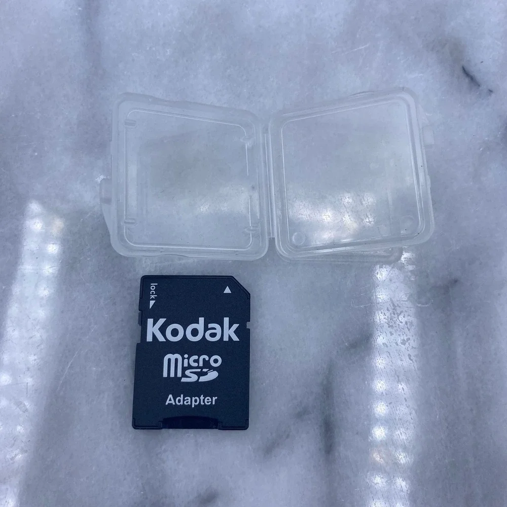 Kodak Micro SD to SD Memory Card Adapter Protective Case 508-56719 B Untested